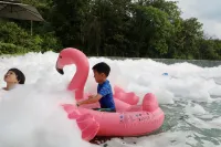 Zhonghai, Narada Resort Xihai, Lushan - Family