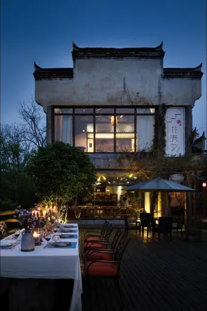 Huamantang Liuli Xiangyuan Hotel Отели рядом с достопримечательностью «Yancun Ancient Building Complex in Ming and Qing Dynasties»