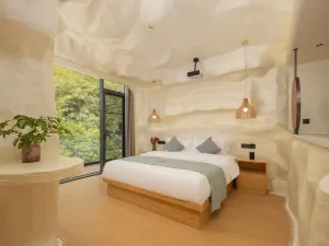 花築奢·溪間堂民宿（涇縣皖南川藏線水墨汀溪風景區店）