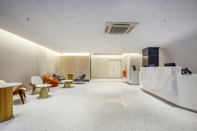 MiHouse Hotel (Nanjing XuanWu Gate)