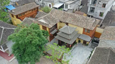 Jingxi Washi Quadrangle Inn Homestay Отели в г. Цзиньси