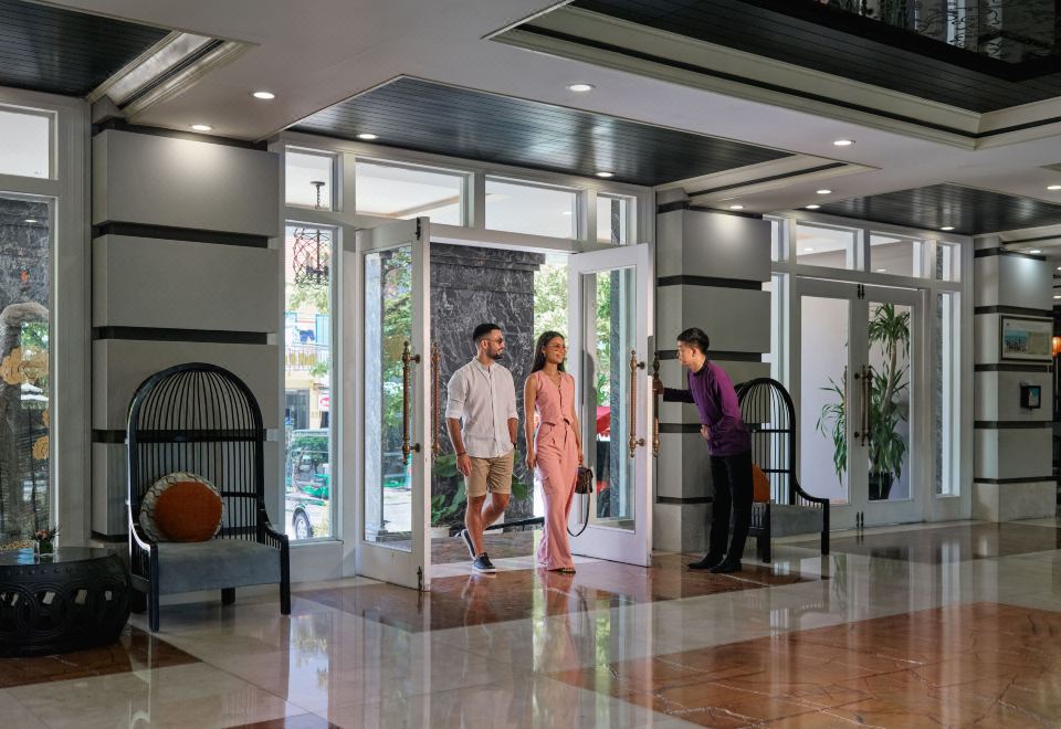 5. 호텔 로열 호이..