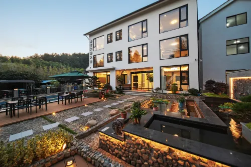 Anji Taohuayuan·Proverbs B&B Hotels in Anji