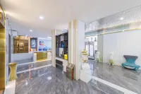 Zhangzhou Shiman Art Hotel (Wuling Square)