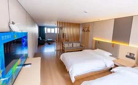 Xiyun Hotel ( Xiangyang Ancient City Branch) Отели рядом с достопримечательностью «Gulou Culture Square»