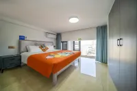 Yunjing Xiangjun Hotel (Zhangzhou Baolong Plaza)