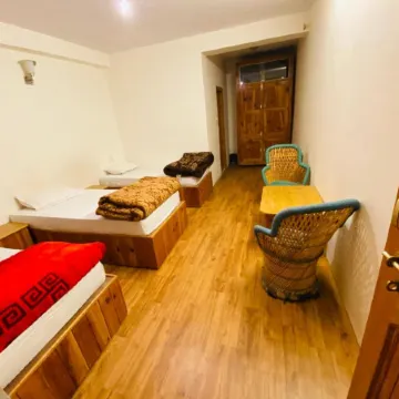 Madpackers Manali