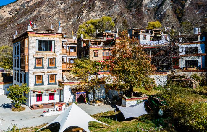 Danba Zongkar Homestay