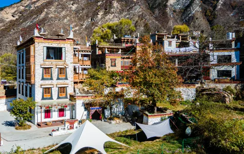 Danba Zongkar Homestay