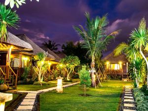 Koji Garden Huts