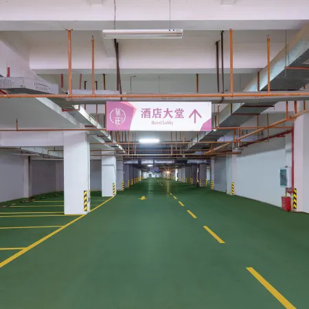 Ginkgo Qizhuang Hotel