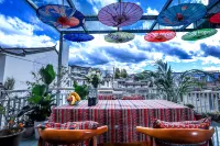 Yaxinju Inn - Bãi đậu xe
