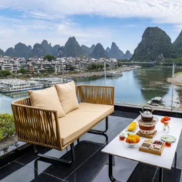 Xitang River View Holiday Hotel