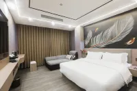 Rongyue Times Smart Hotel