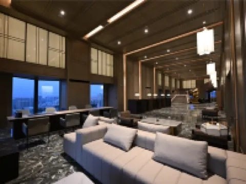 Zhongjie Central Hotel (Shenyang Zhongjie & Forbidden City Joy City Location) Hotels near Zhongjie Street