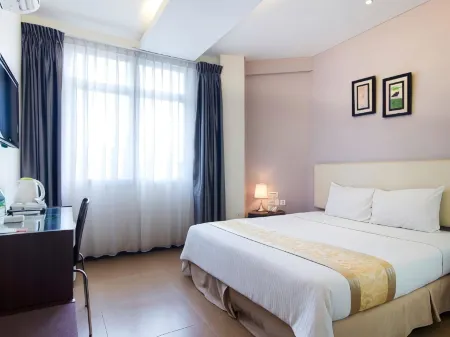 Eight Days Boutique Hotel - Mount Austin