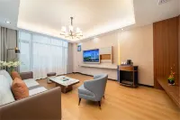 Lanou International Hotel (Guangyuan Aoti Center Branch)