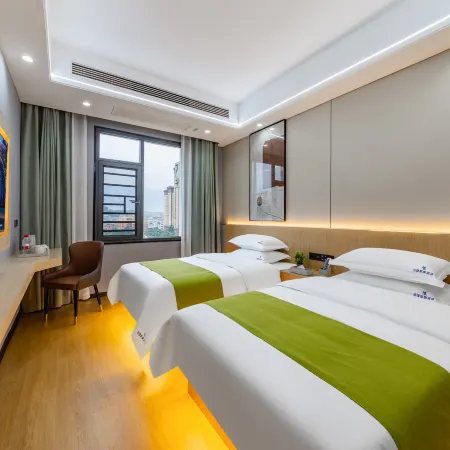 Yuanmou Henglong Zhixiang Hotel