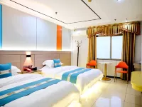 Luoding Longda Hotel Ξενοδοχεία κοντά στο αξιοθέατο Luoding Museum