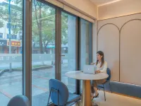 Starway Hotel (Yingtan Kaixiang Central Plaza Railway Station) Hotels in Yingtan