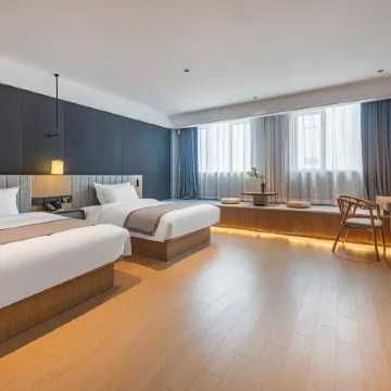 Thank Inn Premium (Jiangmen Enping Jinsha Square Branch)