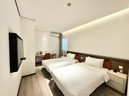 Autoongo Hotel Shanghai (New International Expo Center Longyang Road Subway Station) Отели рядом с достопримечательностью «Shanghai New International Expo Centre»