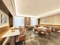Starway Hotel (Fenyang Fenjiu Avenue) Hotels in Fenyang