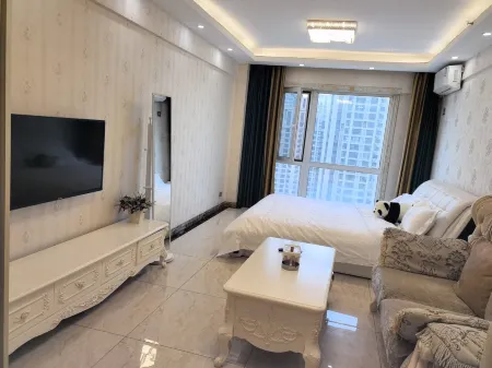 Xingchen Boutique Apartment (Changchun Huazhong Oak Bay) Отели рядом с достопримечательностью «Changchun Workers Gymnasium»