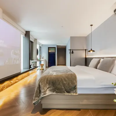 Stargazing Hotel (Wuhan Jianghan Road Wusheng Road Subway Station) 구이산 공원 주변 호텔