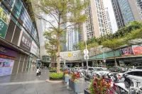 Zhiyou Boutique Stay (Futian KKONE) - สระว่ายน้ำส่วนตัว