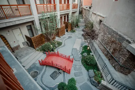 Jiaobao Inn (Qingdao Zhanqiao Zhongshan Road Branch)