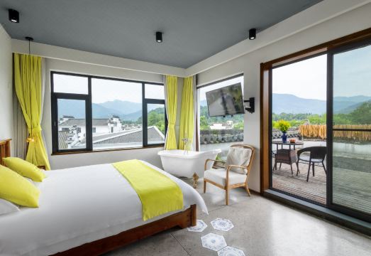 宏村看山旅行艺术客栈外景图