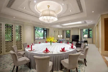 the Carp Islet Resort