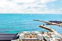 Ocean Pool Windmill Spa 108 Hotels in Hallim Park/Hyeopjae Beach