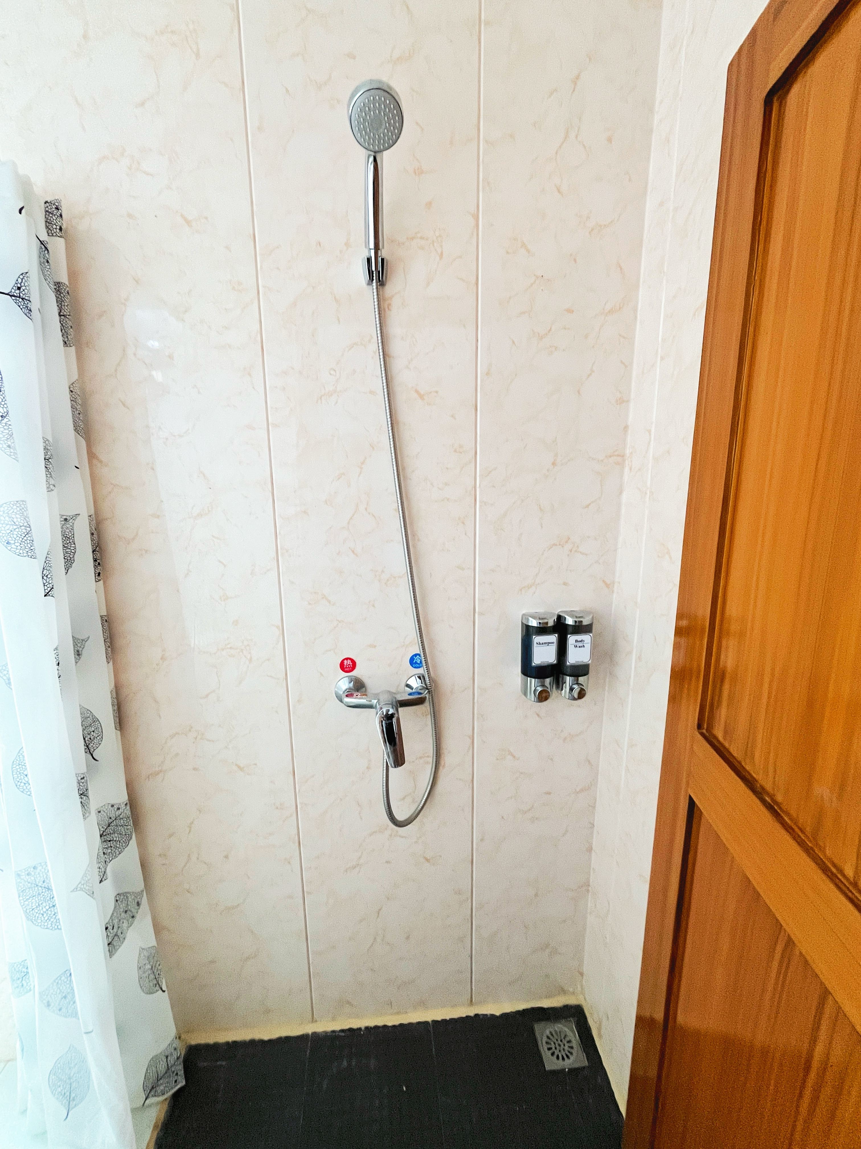 Siargao Seasky Resort Zimmer Photos