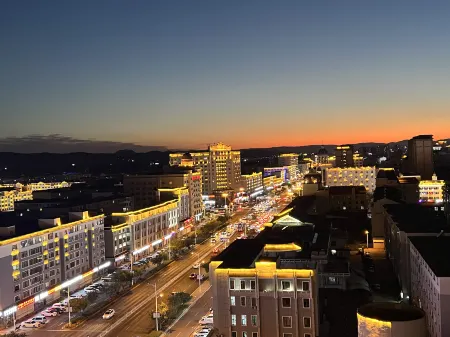 Yanji Dongbeiya Hotel VIP Building Отели рядом с достопримечательностью «Yanbian University»