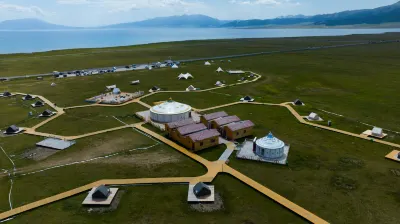Tian'e Leshui Homestay (Sailimu Lake Scenic Area)