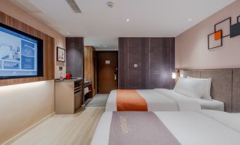 Homeinn Plus Hotel (Nanjing Olympic Sports Center Xinglong Street Subway Station)