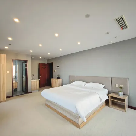Juhai Muyun Golden Coast Scenic Apartment