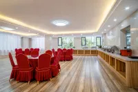 Lijiang Baron Hotel