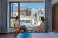 Nanjia Tingfeng Yese (Libo Xiaoqikong East Gate)