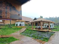 Baihaba Yunye Shanse Homestay