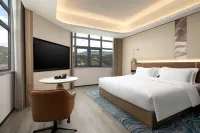 Days Hotel by Wyndham Enshi
