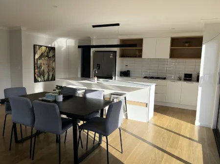 Catch n' Relax Отели рядом с достопримечательностью «Mackenzie Sheep Dog Statue»