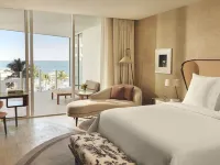 Four Seasons Hotel and Residences Fort Lauderdale Hotels near Flamingo Park
