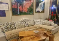 Chishui Lijia Business Hotel - Khách sạn giá rẻ