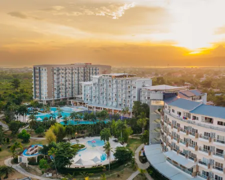 Solea Palm Resort Mactan Hotels in Cordova