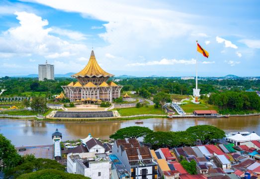 더 워터프런트 호텔 쿠칭