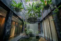 The Henry Hotel Roost Bacolod Hotels in Bacolod