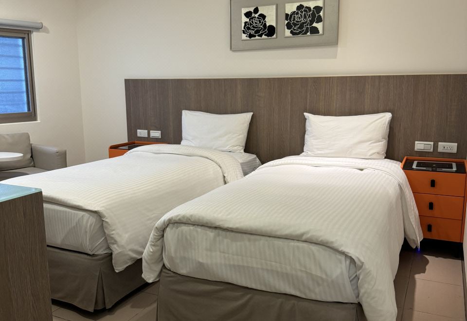 Full Stay 호텔 객실 내부 이미지